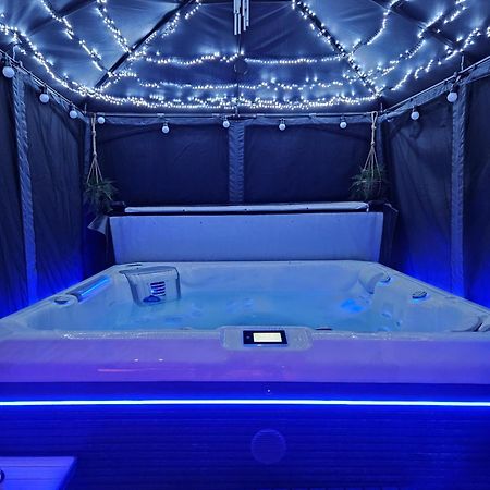 L Escale Spa Privatif ตูร์แน ภายนอก รูปภาพ
